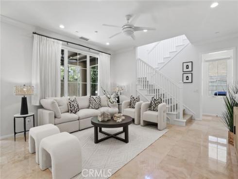 118 Chestnut Grove, Irvine, CA