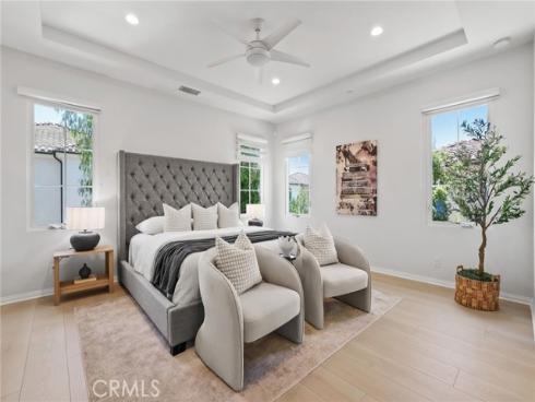 118 Chestnut Grove, Irvine, CA