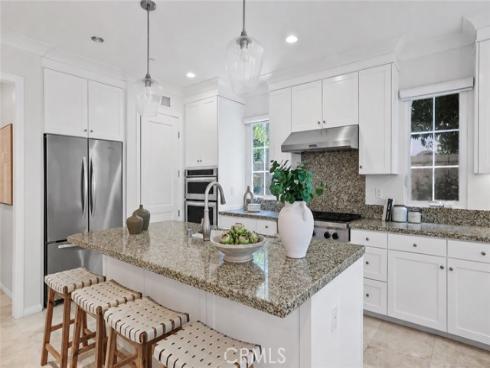 118 Chestnut Grove, Irvine, CA