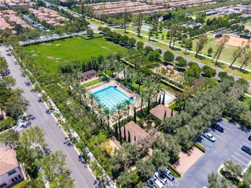 118 Chestnut Grove, Irvine, CA