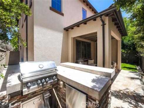 118 Chestnut Grove, Irvine, CA