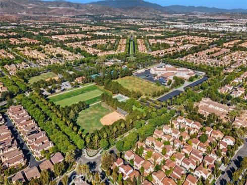 80 Great Lawn , Irvine, CA