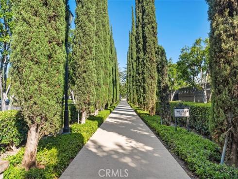 80 Great Lawn , Irvine, CA
