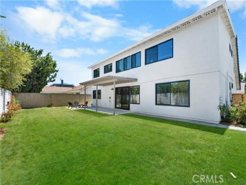 15335 Seine Circle, Irvine, CA