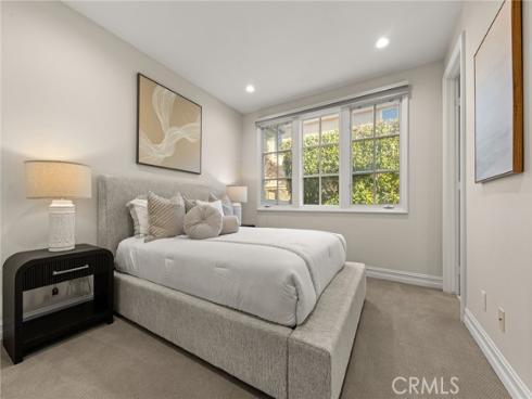 5  Chester  , Irvine, CA