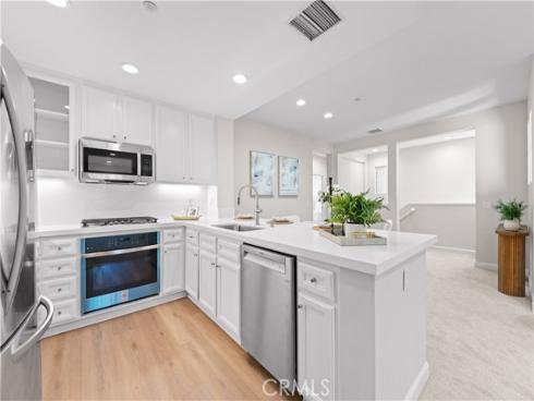 141 Danbrook , Irvine, CA