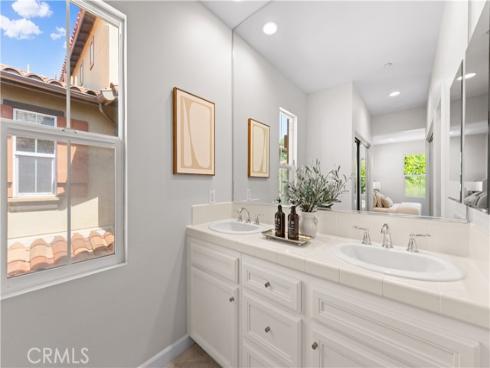 141 Danbrook , Irvine, CA