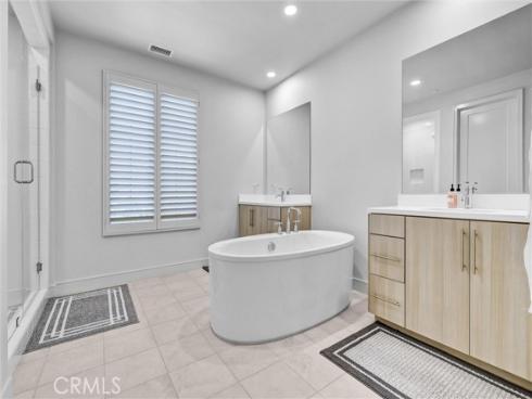 138 Linda Vista , Irvine, CA