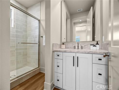 204 Alora , Irvine, CA
