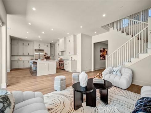 204 Alora , Irvine, CA