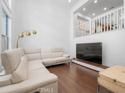 6 El Cajon , Irvine, CA