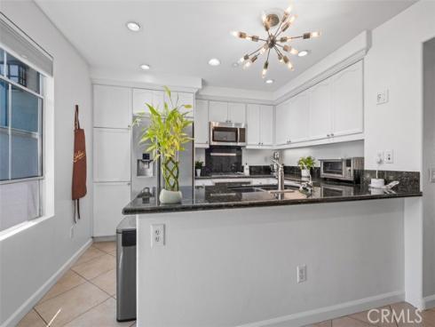 6 El Cajon , Irvine, CA