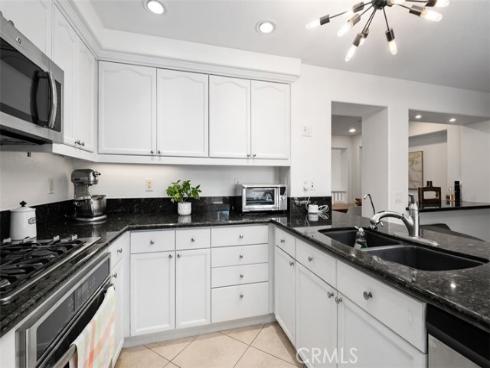 6 El Cajon , Irvine, CA