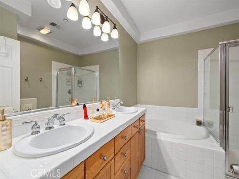 6 El Cajon , Irvine, CA