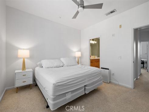 6 El Cajon , Irvine, CA