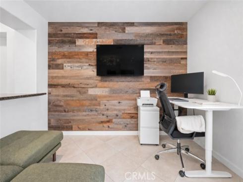 6 El Cajon , Irvine, CA