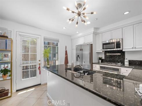 6 El Cajon , Irvine, CA