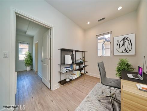 53 Open Range , Irvine, CA