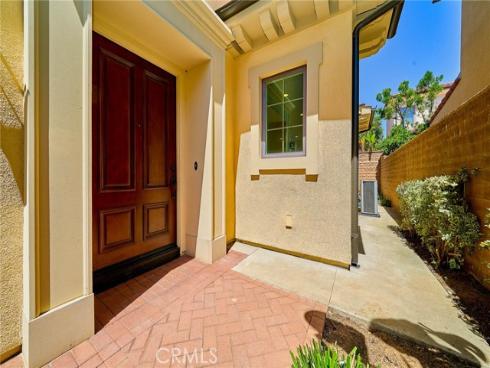 53 Open Range , Irvine, CA