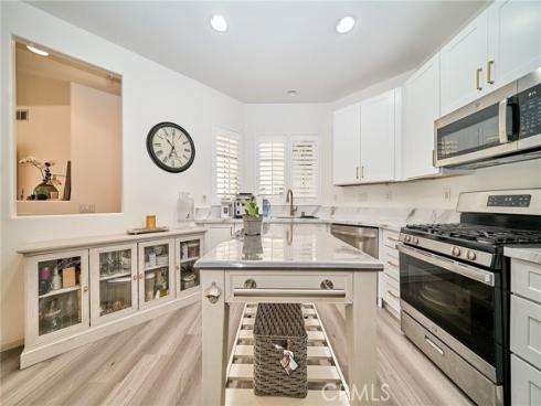 921 Somerville , Irvine, CA