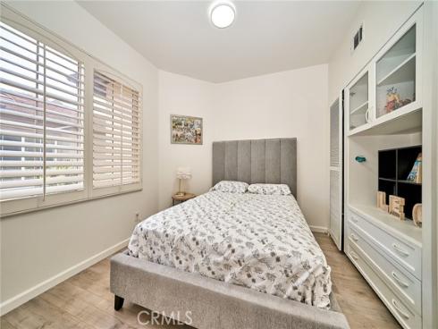 921 Somerville , Irvine, CA