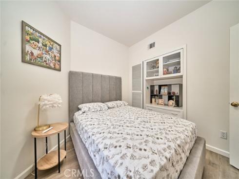 921 Somerville , Irvine, CA