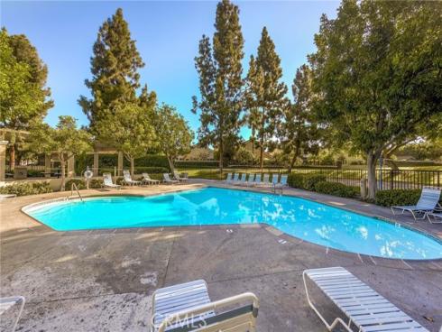 32 Acorn 15 , Irvine, CA