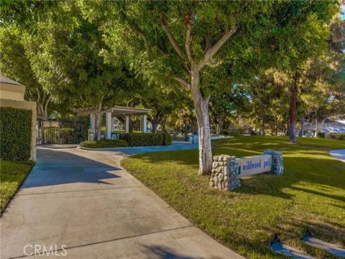 32 Acorn 15 , Irvine, CA