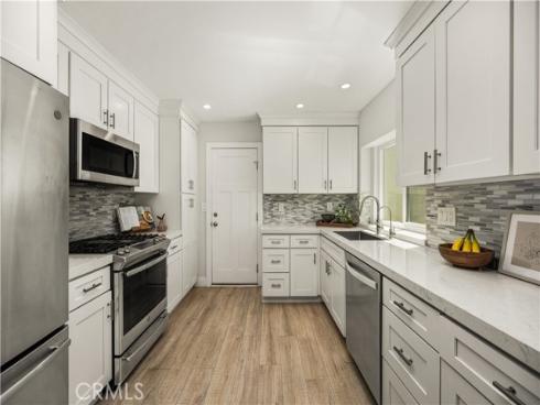 32 Acorn 15 , Irvine, CA