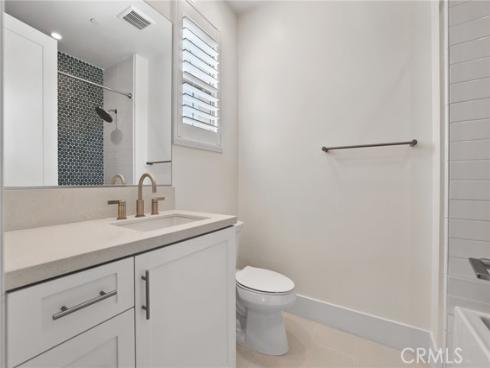107  Orbit  , Irvine, CA