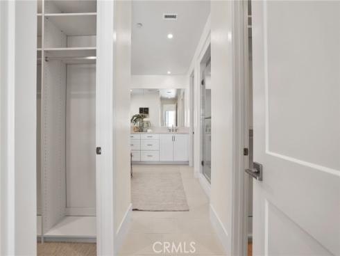 107  Orbit  , Irvine, CA