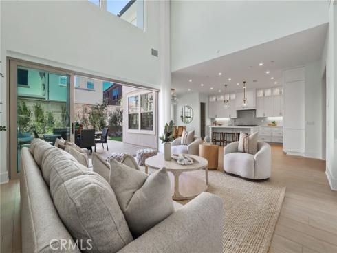 107  Orbit  , Irvine, CA