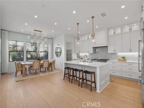 107  Orbit  , Irvine, CA