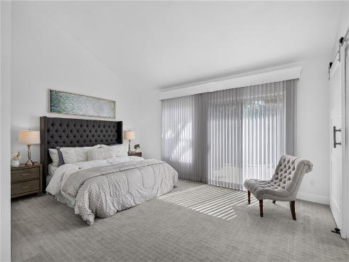 10 E Trenton  , Irvine, CA