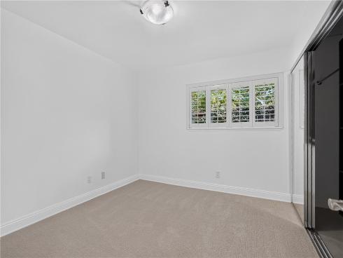 10 E Trenton  , Irvine, CA