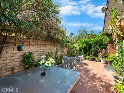 6 Eucalyptus , Irvine, CA