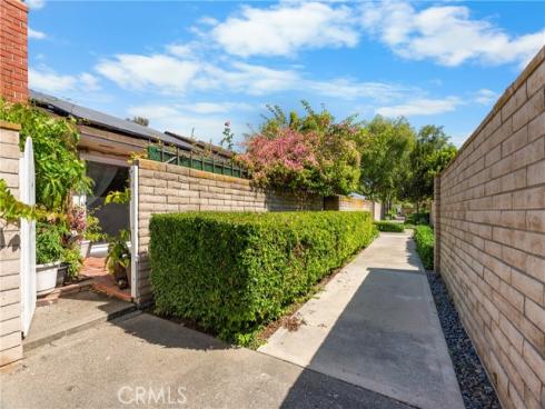 6 Eucalyptus , Irvine, CA