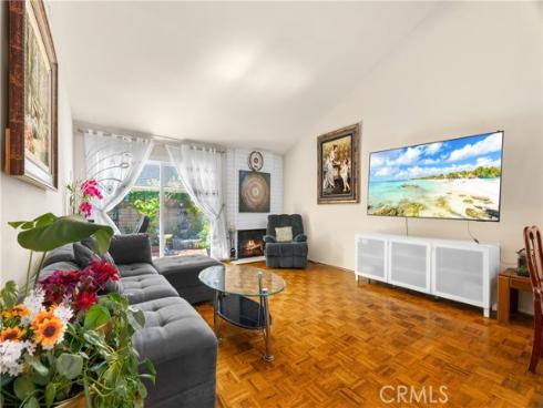 6 Eucalyptus , Irvine, CA