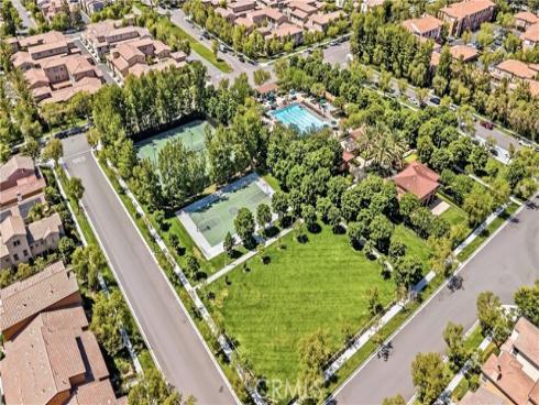 56  Pathway  , Irvine, CA