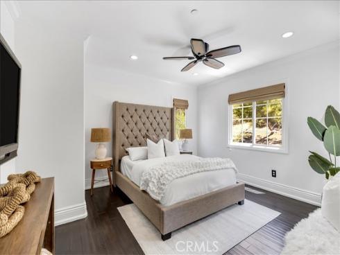 130  White Flower  , Irvine, CA