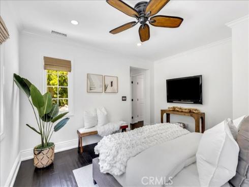 130  White Flower  , Irvine, CA