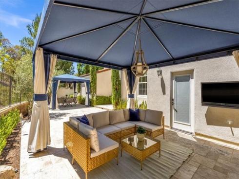 130  White Flower  , Irvine, CA