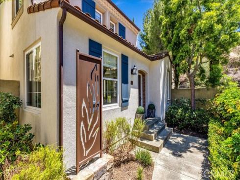 130  White Flower  , Irvine, CA