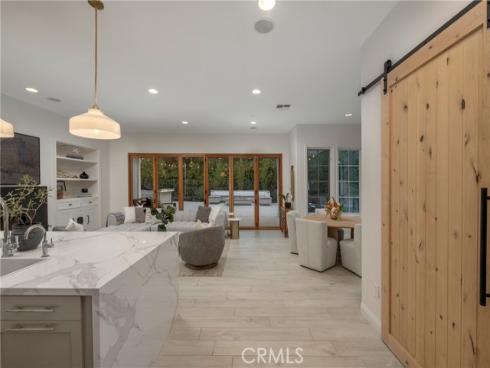 46 Woods Trail , Irvine, CA