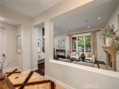 46 Woods Trail , Irvine, CA