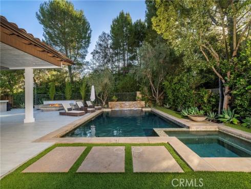 46 Woods Trail , Irvine, CA