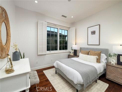 46 Woods Trail , Irvine, CA