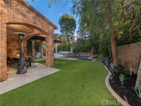 46 Woods Trail , Irvine, CA