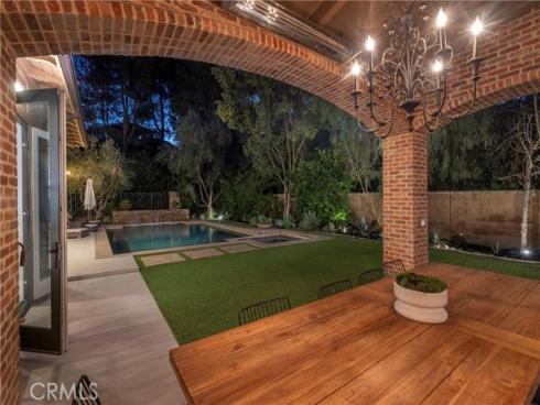 46 Woods Trail , Irvine, CA