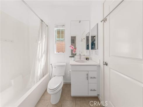 56 Bay Layrel , Irvine, CA